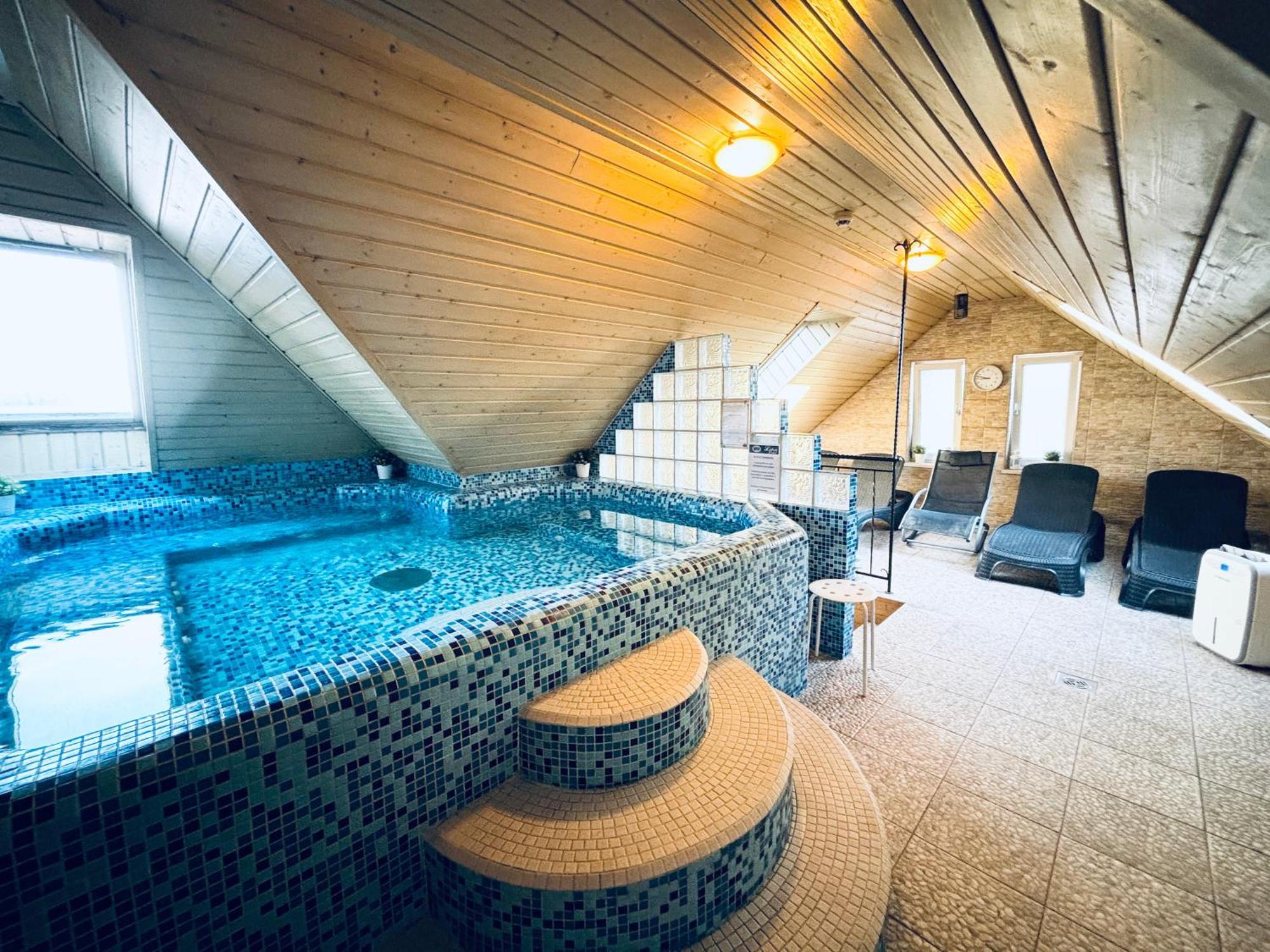 Libra Hotel Veresegyház Εξωτερικό φωτογραφία